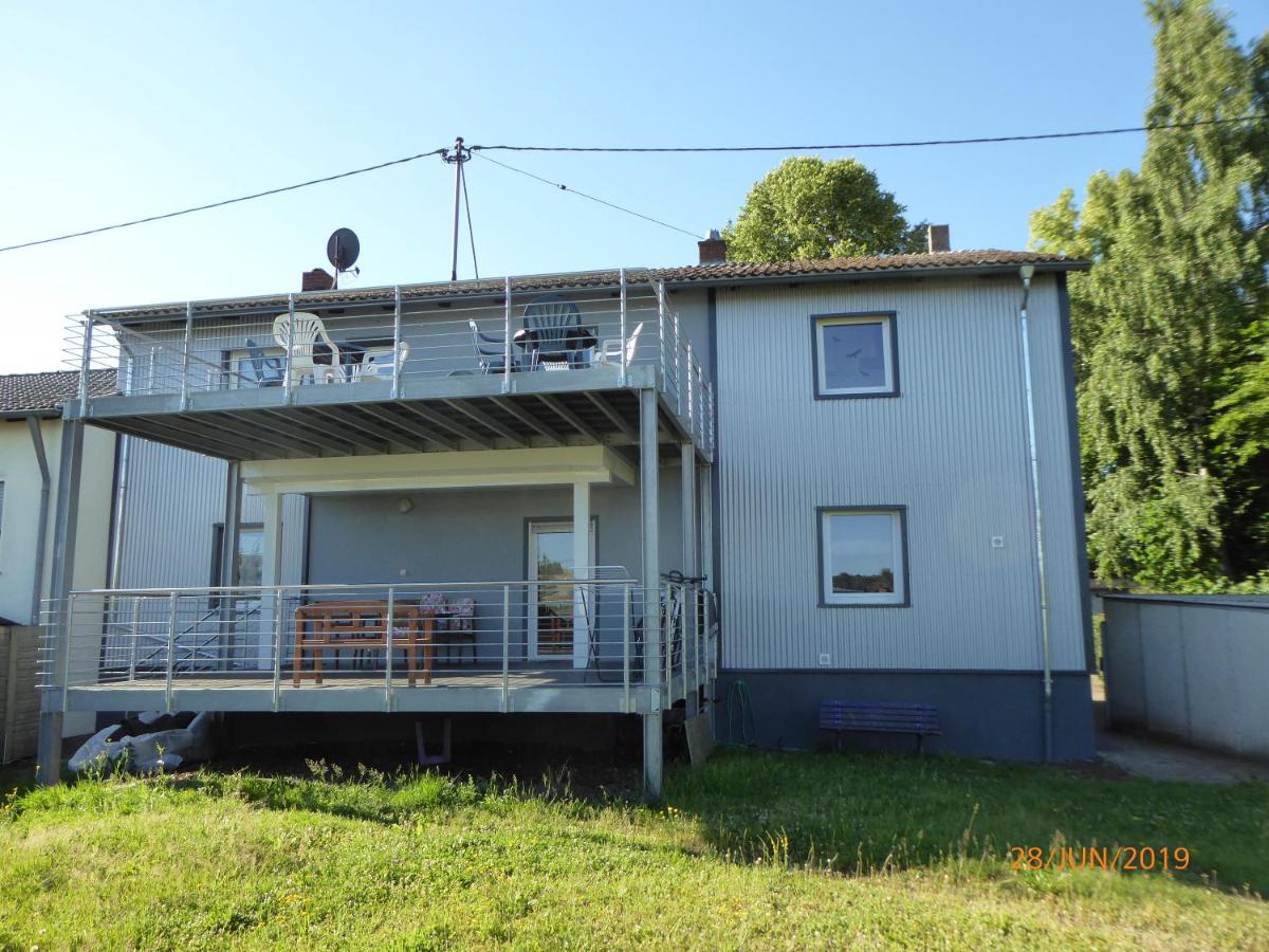 "Bärenhaus" Ferienwohnung - B&B