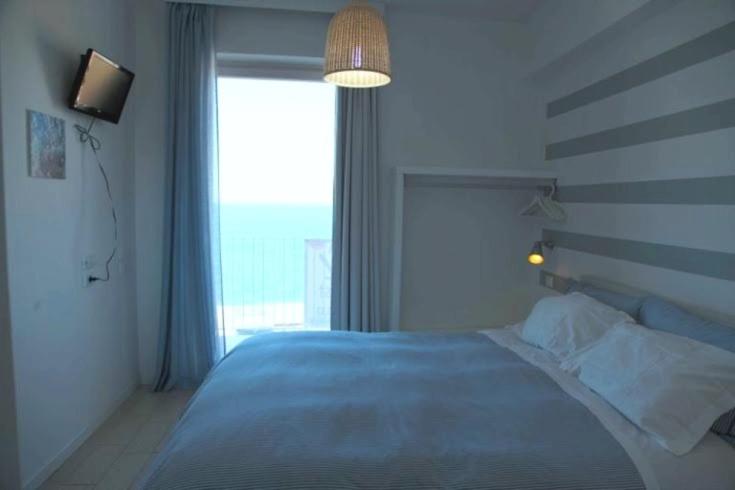 Double Room with Balcony and Sea View