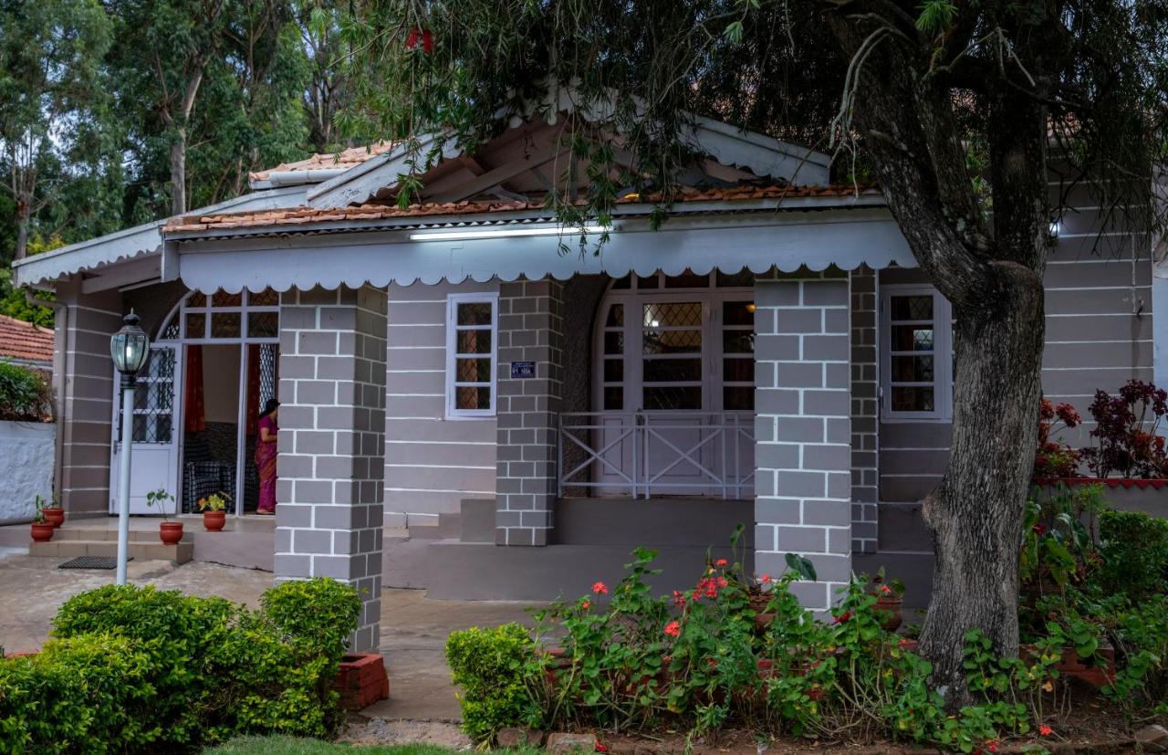 B&B Coonoor - JJS Cottages - Bed and Breakfast Coonoor