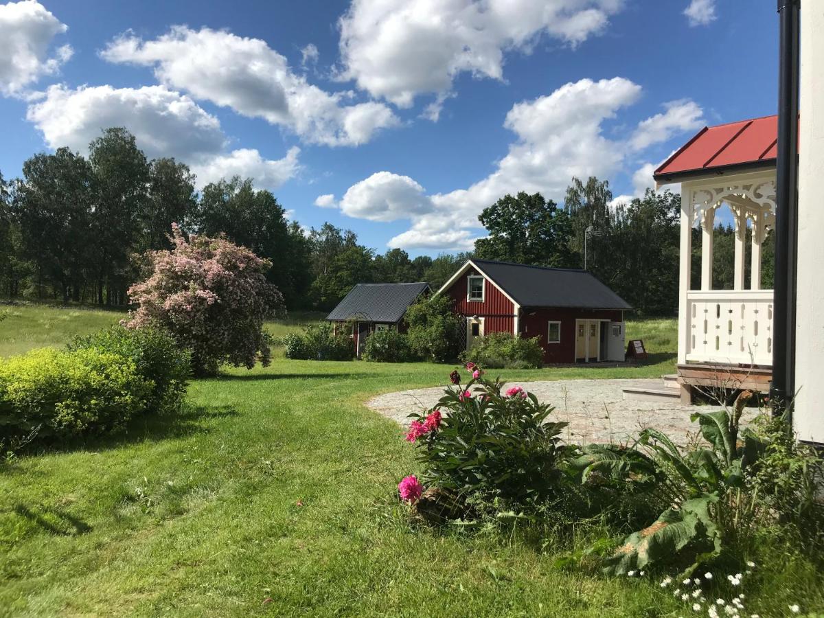 Sjöbacken Gård - B&B Lerdala