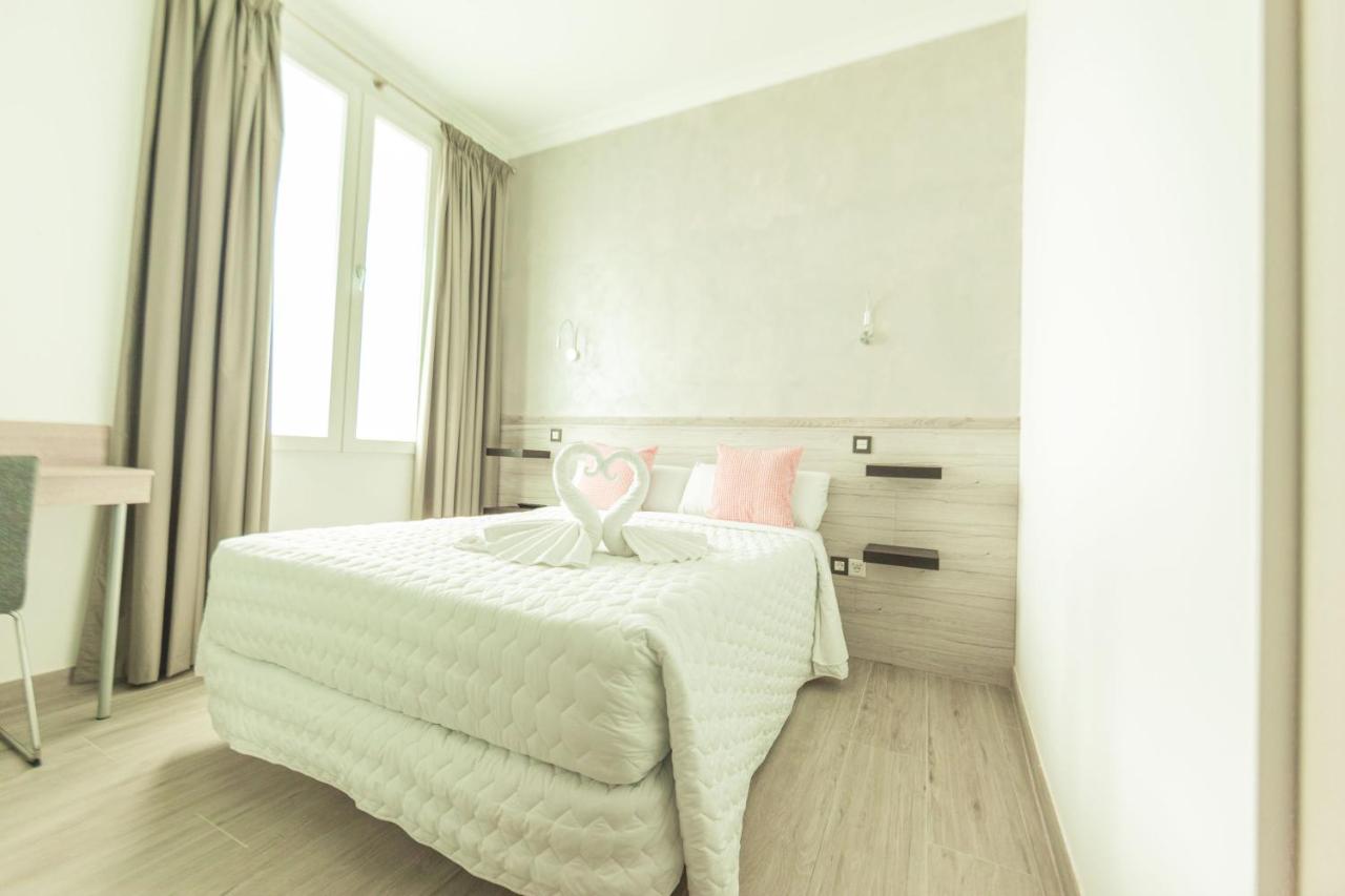 Kleines Doppelzimmer im Innenbereich