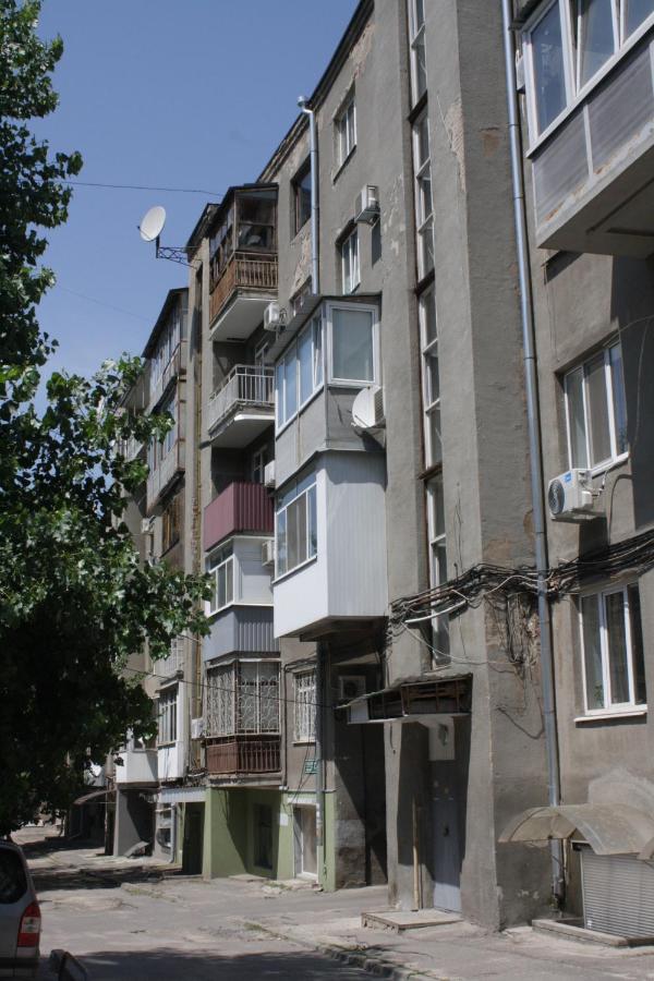 3к. квартира на Сумской - Bed and Breakfast