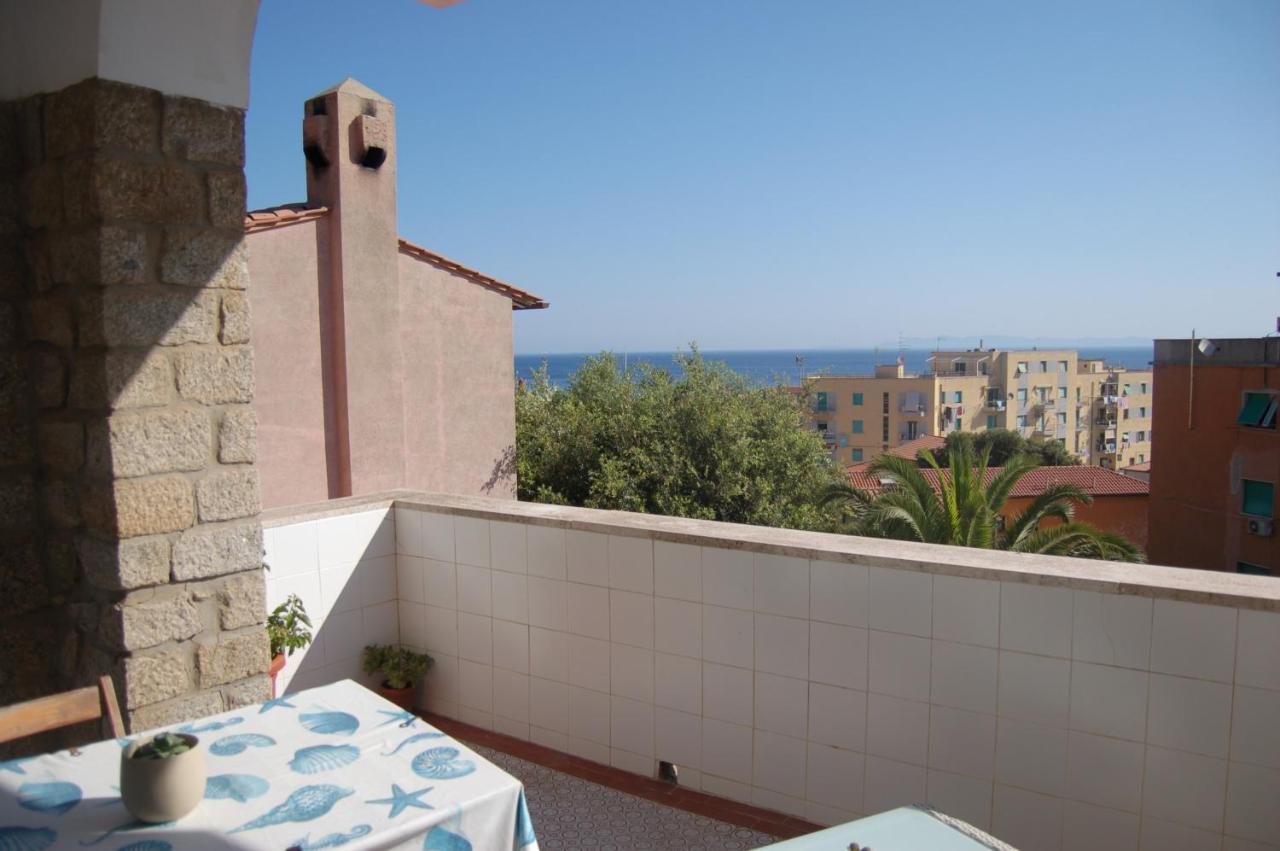 Deluxe Double Room with Balcony and Sea View
