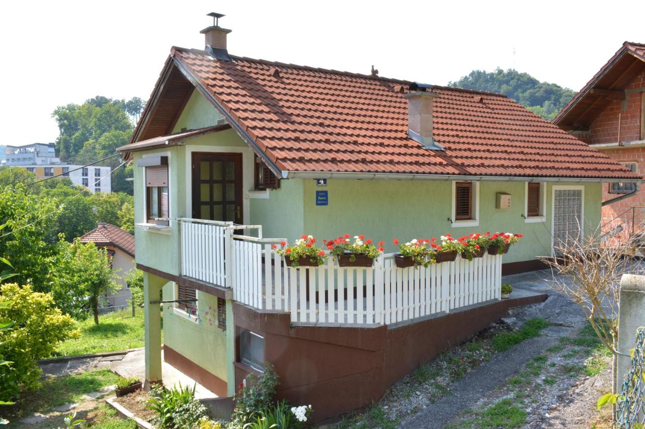 Apartman Viktorija - B&B