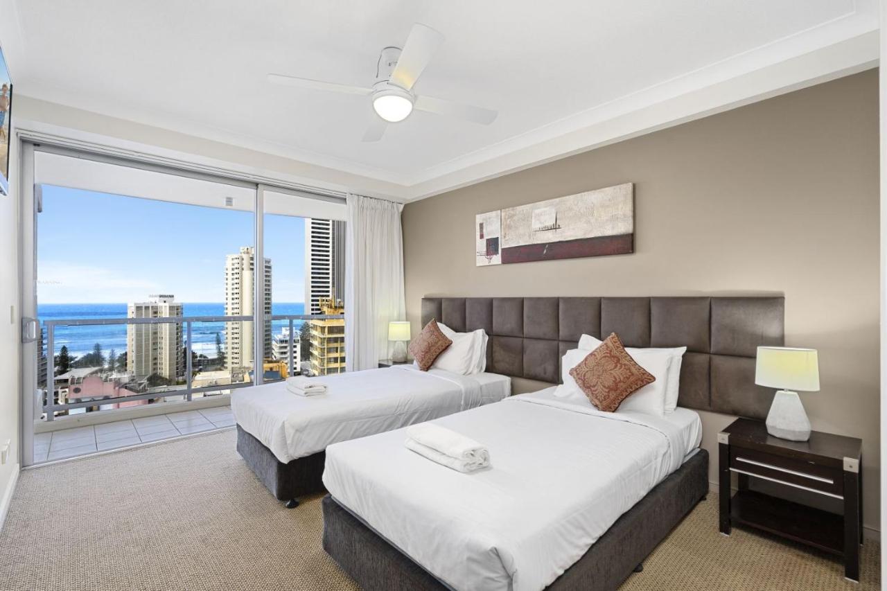 Three-Bedroom Apartment - Apartment 1135