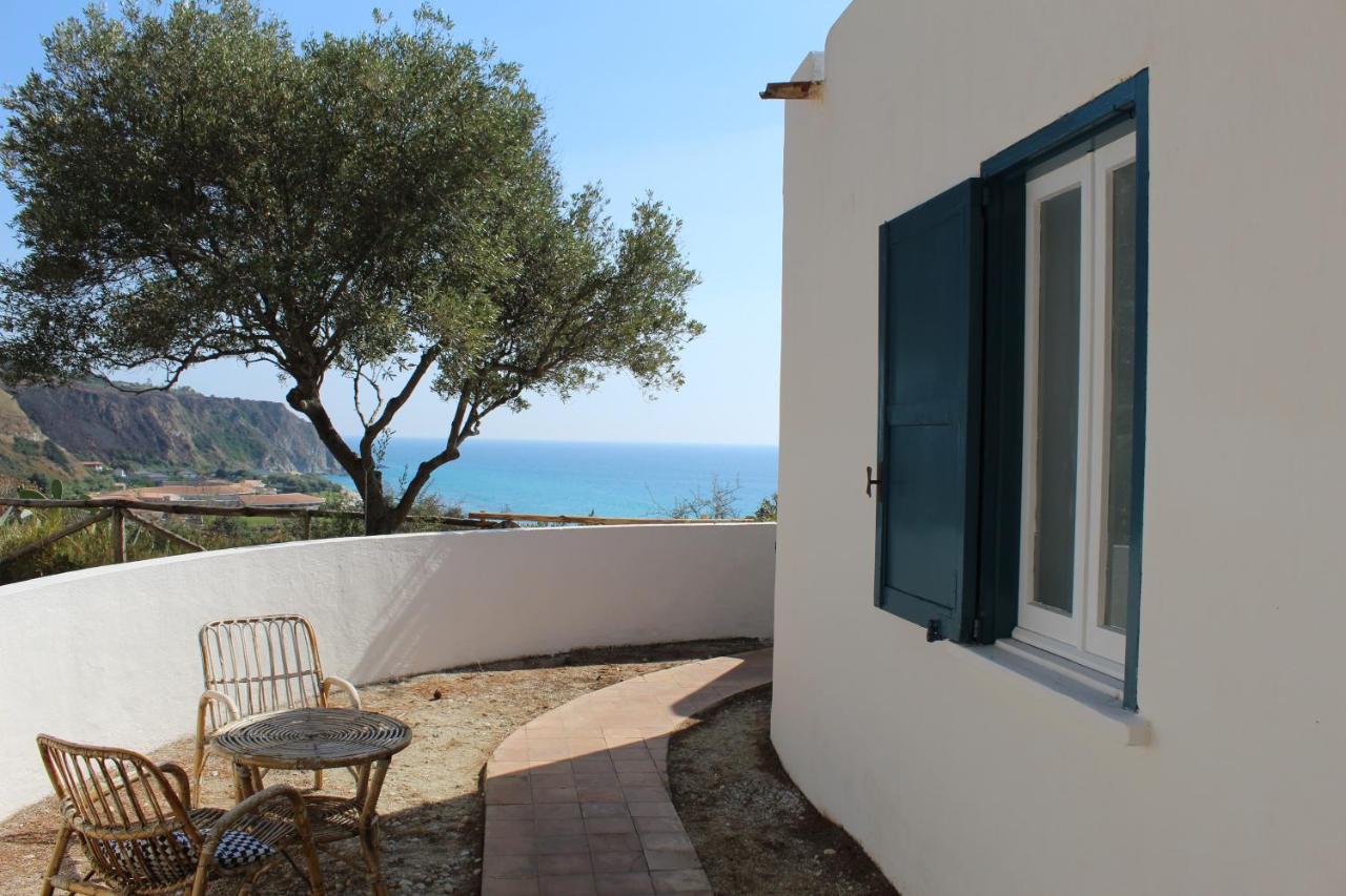 Bungalow with Sea View