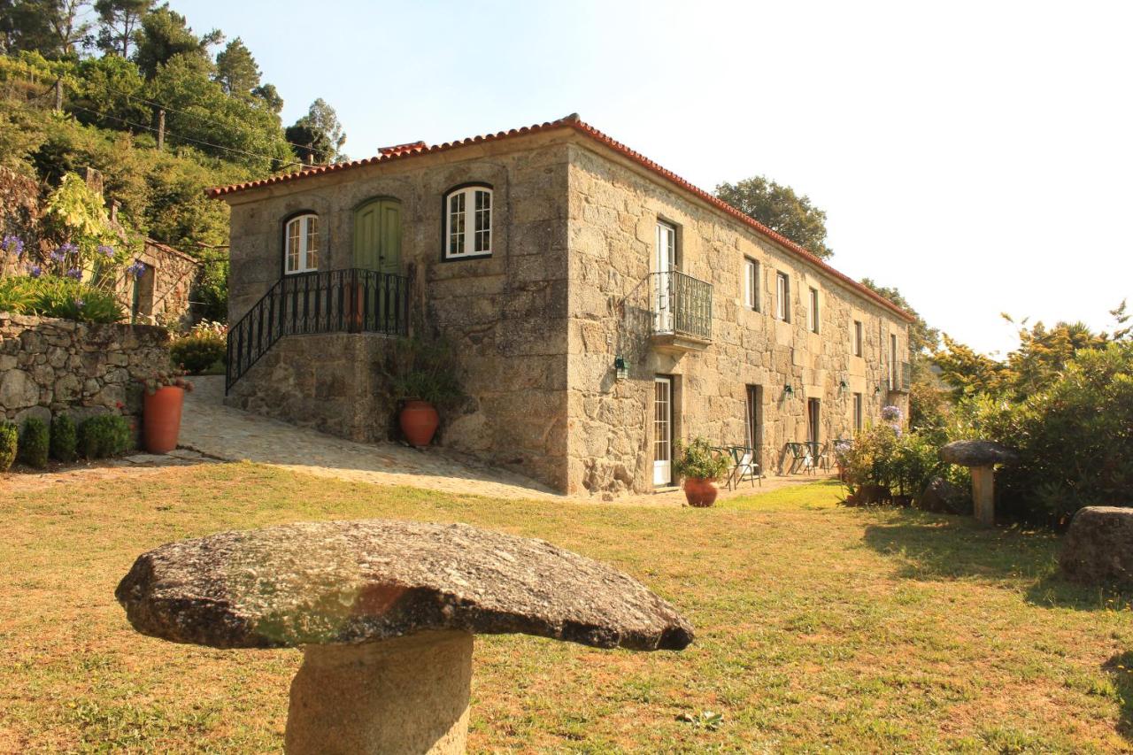 B&B Paredes de Coura - Quinta de Favaes - Bed and Breakfast Paredes de Coura