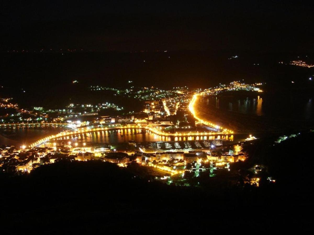 Apartamento en 1ª línea de la Playa de Covas - Viveiro (Lugo) - B&B