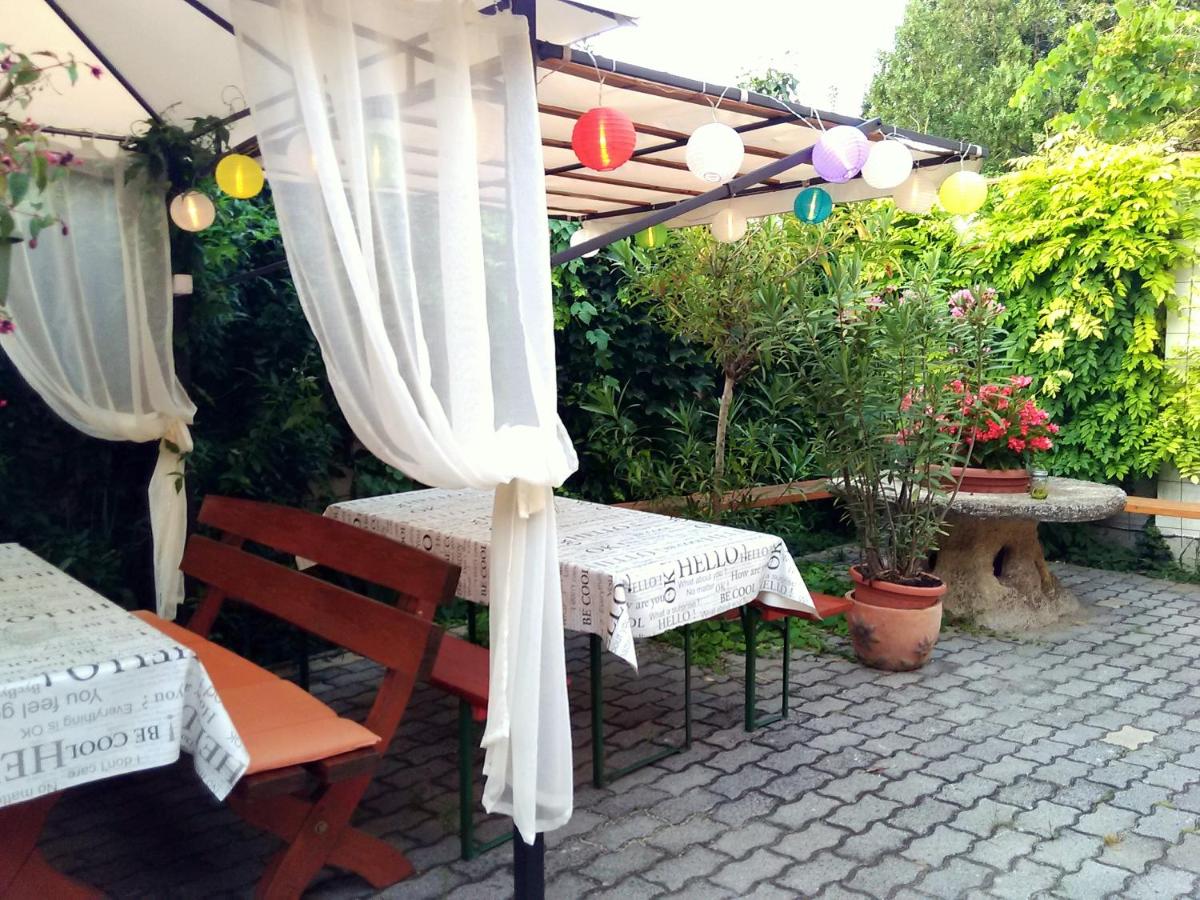 B&B Gyula - Burg Apartman - Bed and Breakfast Gyula