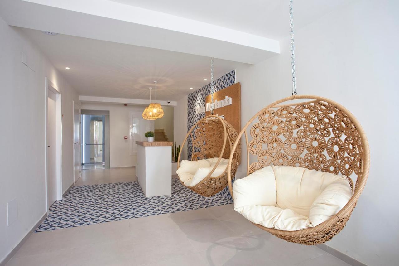 B&B S'illot - BJ Cala Morlanda Estudios - Bed and Breakfast S'illot