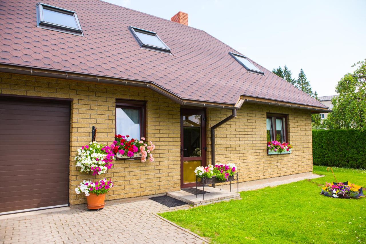 Guests house "Like Home" - B&B Sigulda