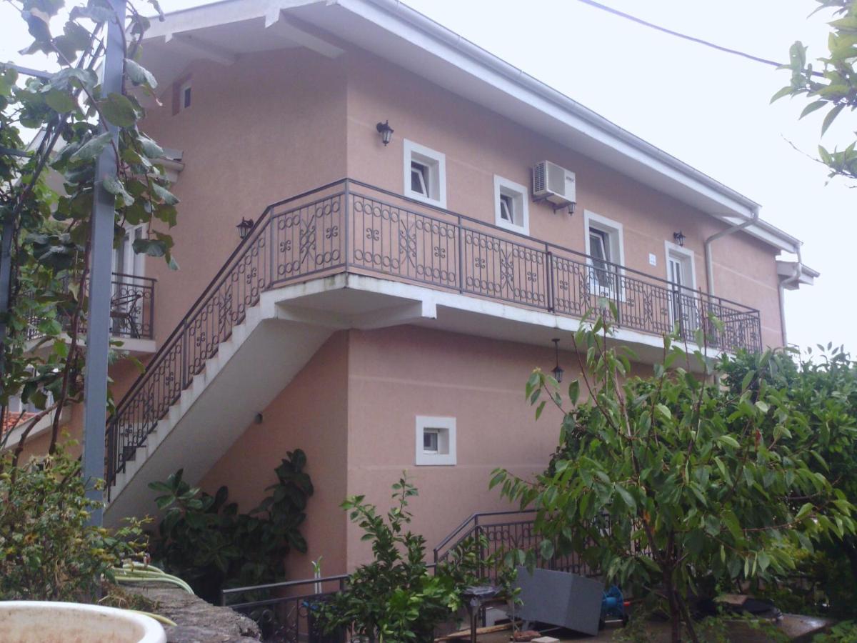 Apartments Mitrović Podličak - B&B
