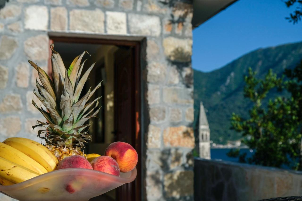 Studio Apartment with Sea View