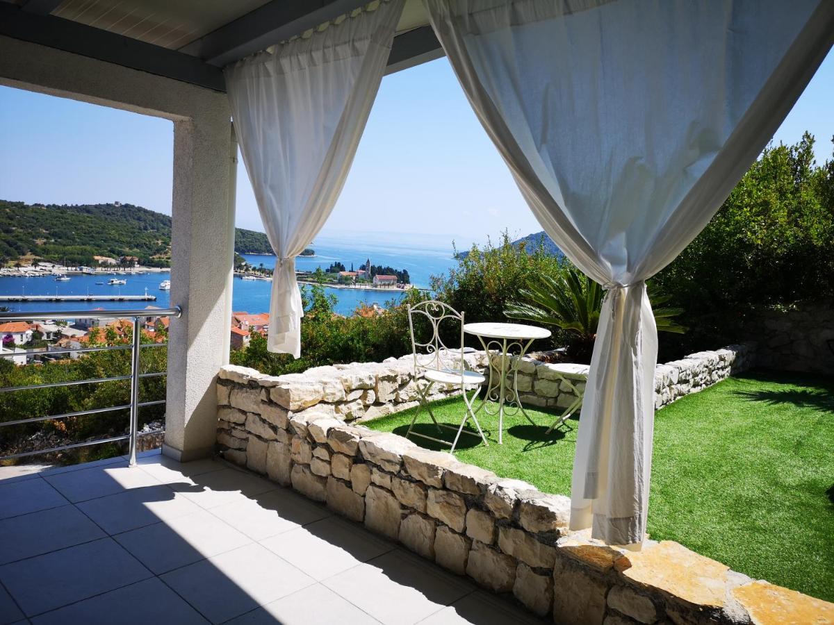 B&B Vis - Luxury apartment Prestige Villa Bellevue - Bed and Breakfast Vis