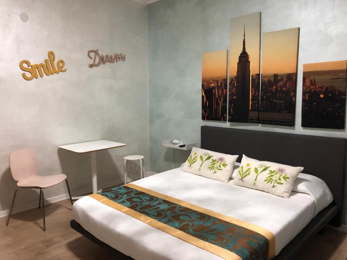 Double Room with Private External Bathroom