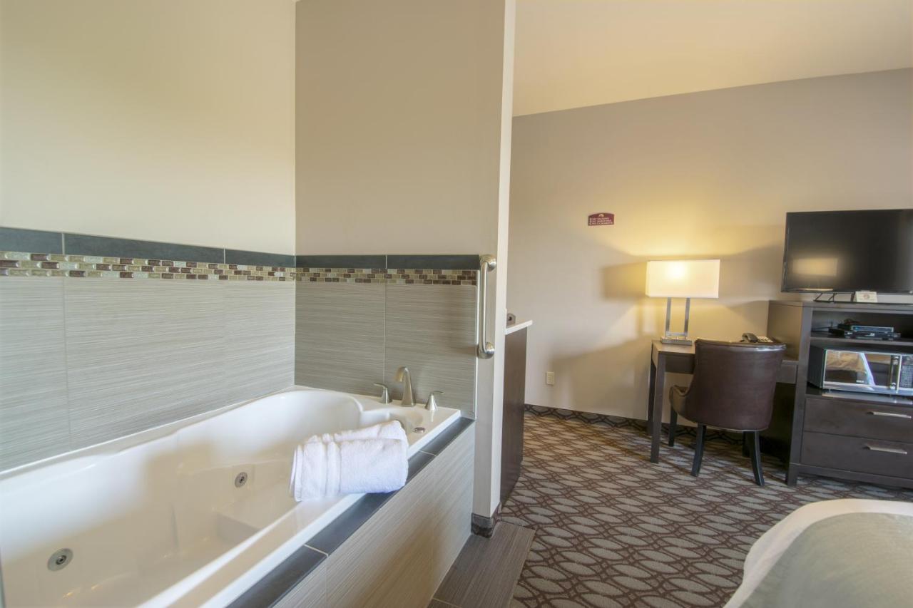 Deluxe Zimmer mit Kingsize-Bett und Aussicht