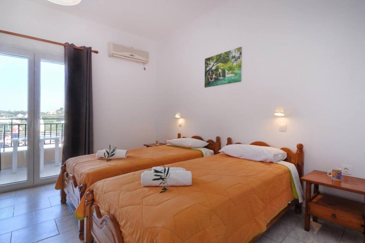 Appartement - Vue sur Piscine 