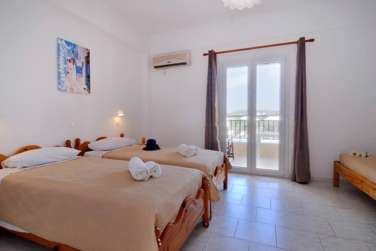 Apartamento con vistas a la piscina