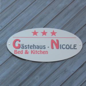 Gästehaus Nicole - B&B Burgau