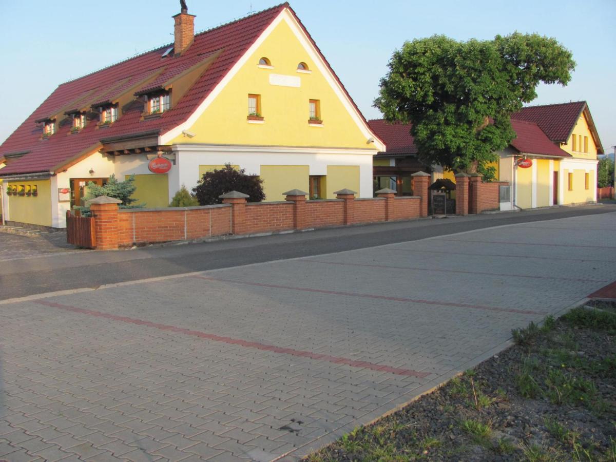 Šindlerův Dvůr - B&B