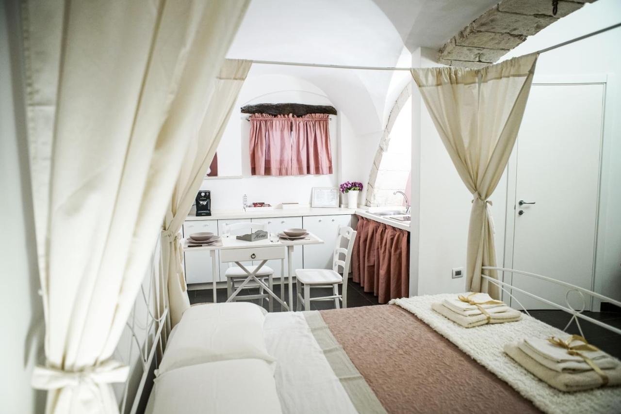 HOME 5 - Arco Antico - B&B Putignano
