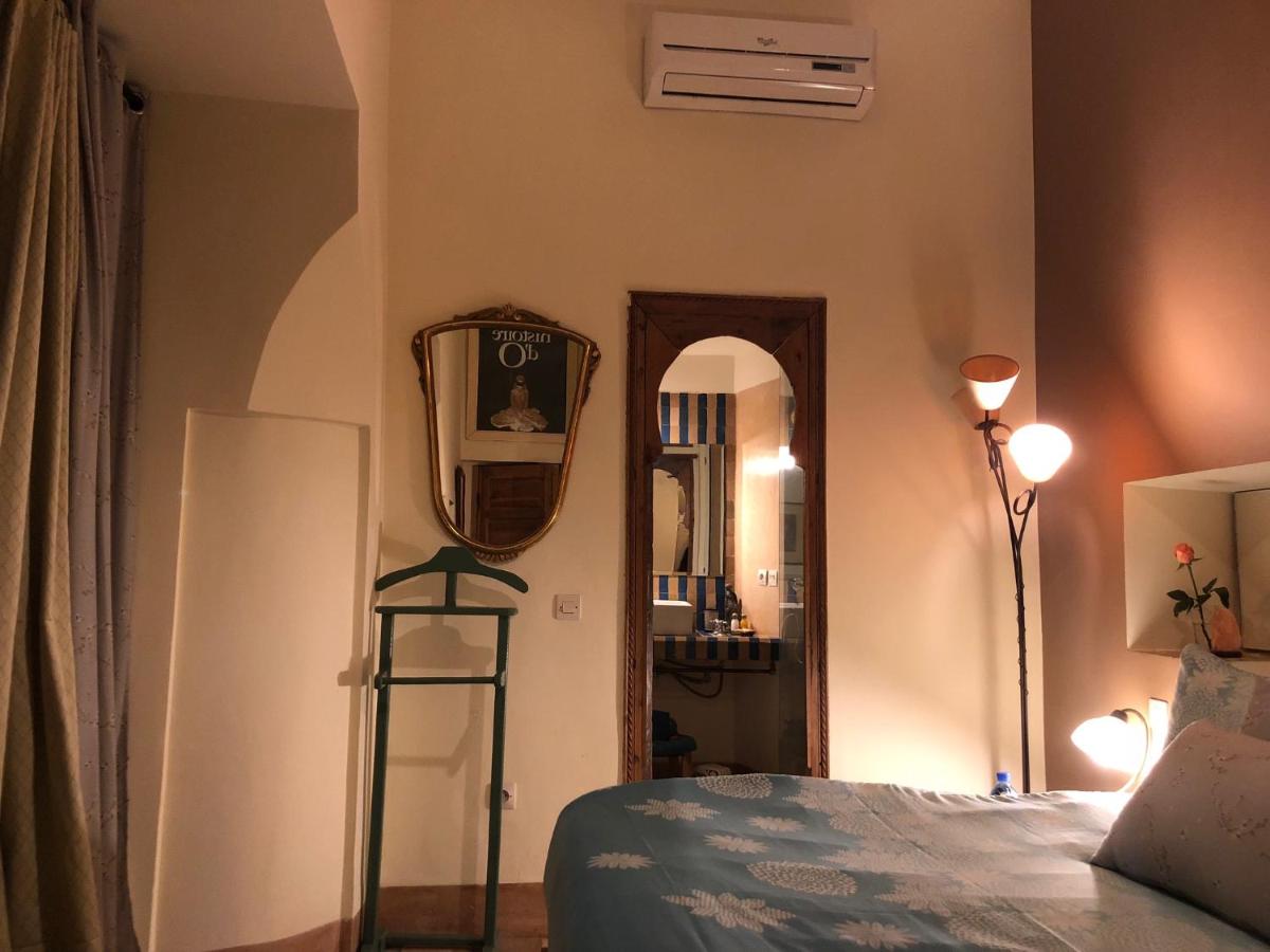 Doppelzimmer mit Balkon