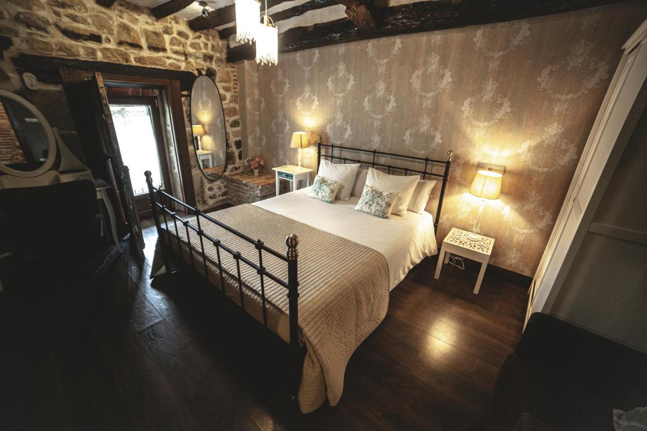 Doppelzimmer mit Balkon