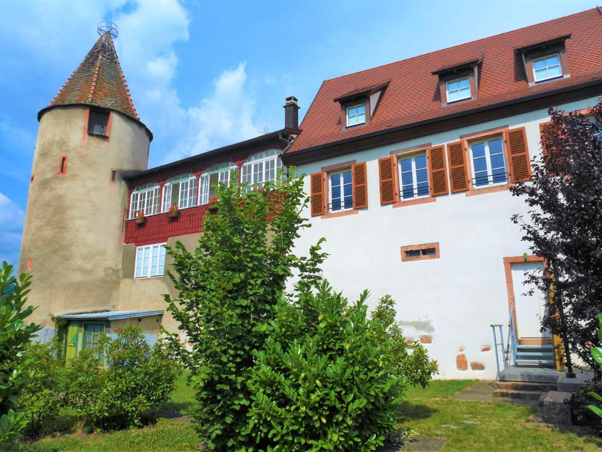 Les gîtes de la Tour, appartement "La Plaine" - B&B