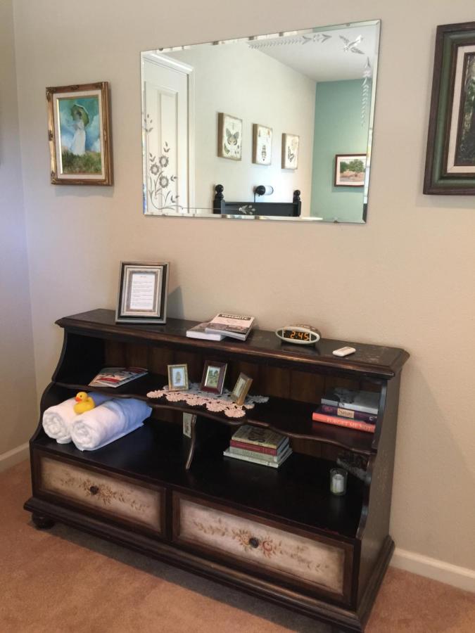 Red Tail Ranch - B&B Groveland
