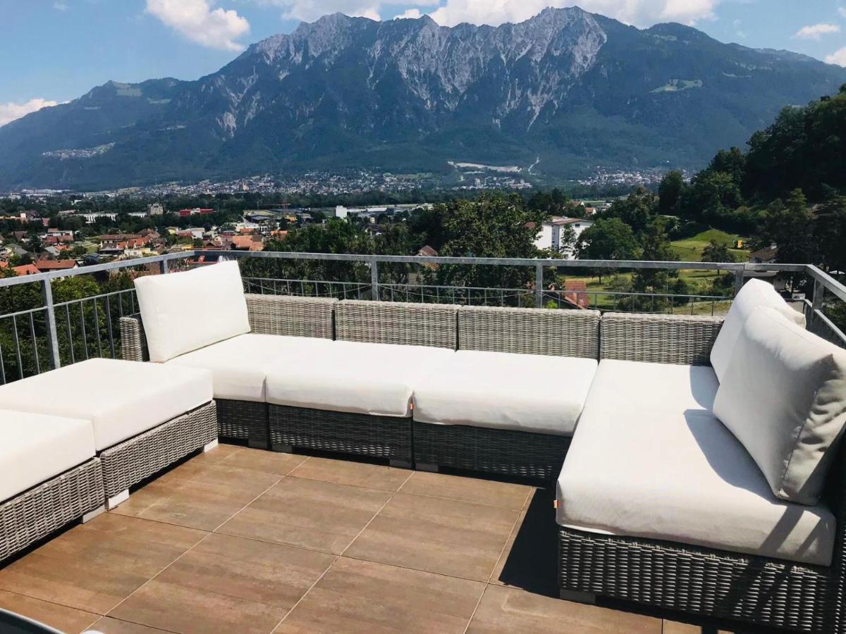 B&B Buchs SG - Alpen Panorama view Luxury House with green Garden - Bed and Breakfast Buchs SG