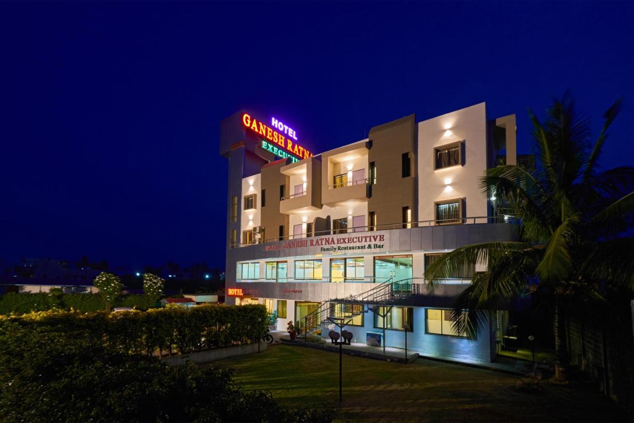 B&B Kolhāpur - Hotel Ganeshratna Executive - Bed and Breakfast Kolhāpur