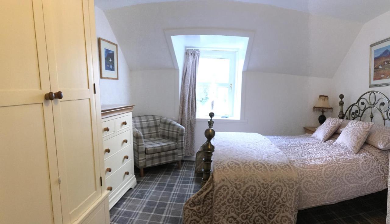 B&B Ullapool - Ladysmith Guest House - Bed and Breakfast Ullapool