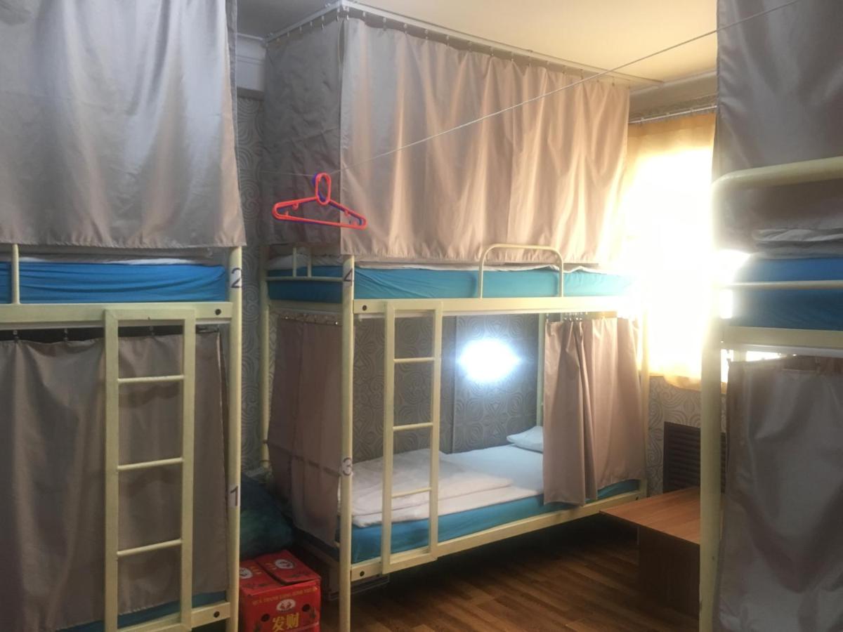 Cama en habitación compartida mixta de 6 camas