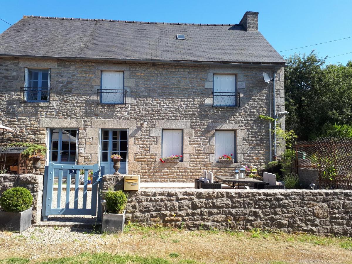 Gite Bleu Brittany near Dinan - B&B