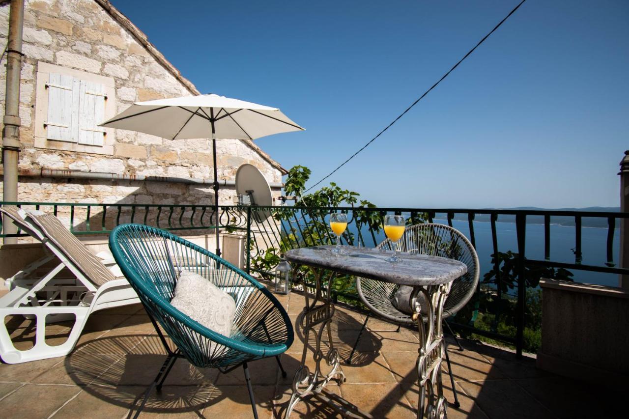 B&B Omiš - Šarmantna kamena kuća - Bed and Breakfast Omiš