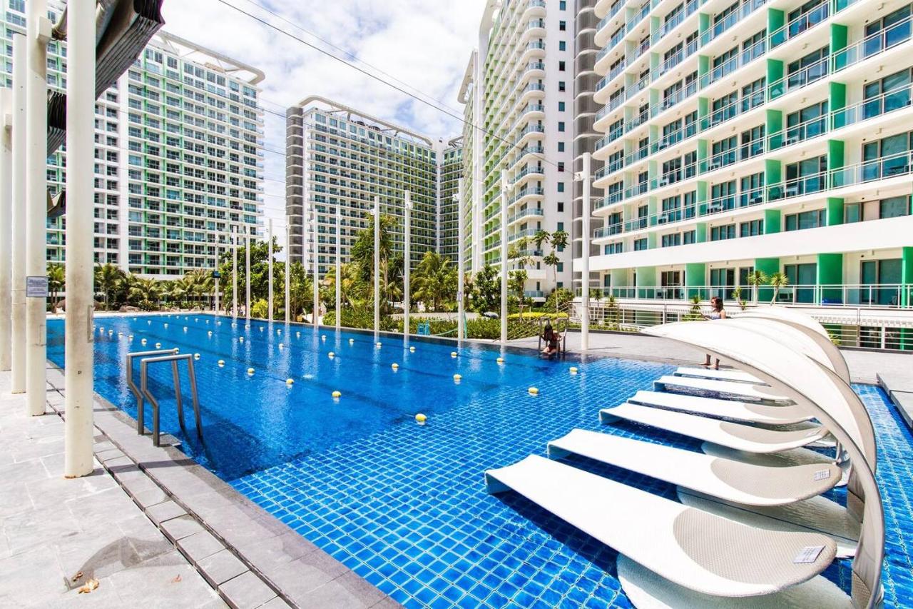 Sabrina'sCrib Apartment 2BR by Azure Residences Near Manila International Airport - Bed and Breakfast Manilla