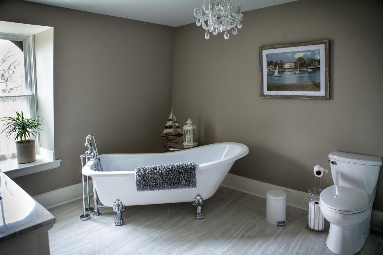 Standard Suite