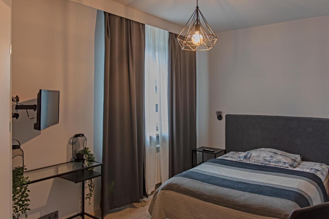 B&B Krakow - Aparthotel STUDIO - Bed and Breakfast Krakow