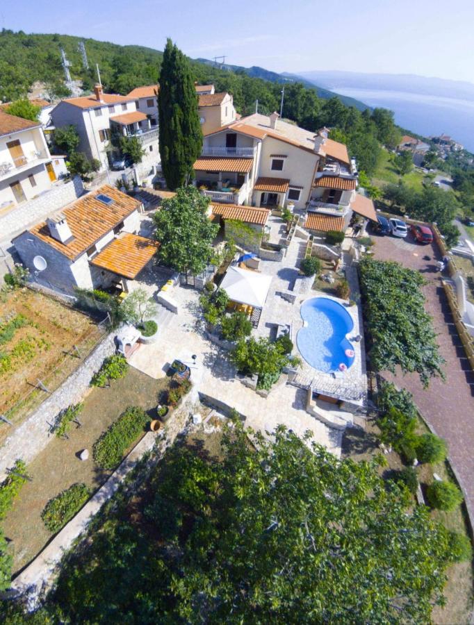 B&B Mošćenička Draga - Kuća za odmor Ameli - Bed and Breakfast Mošćenička Draga