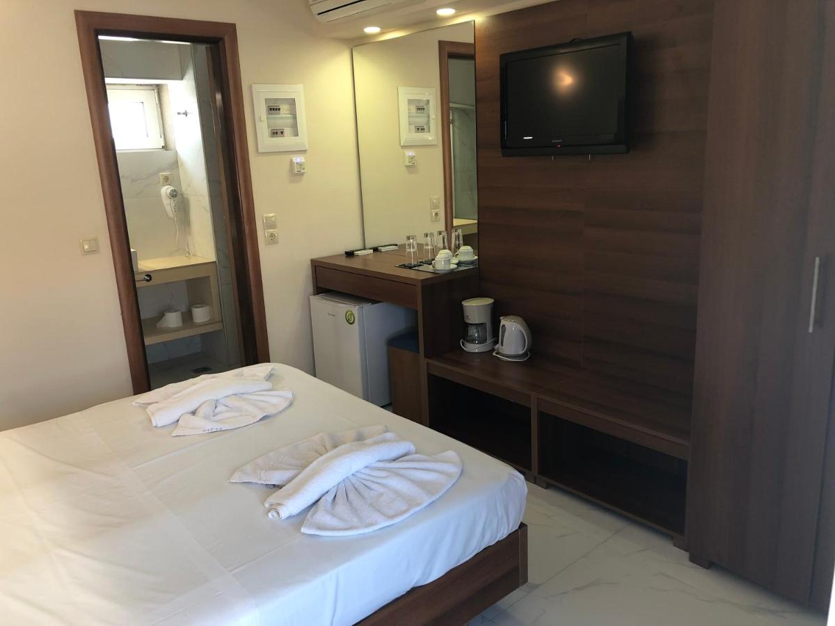 Economy Room