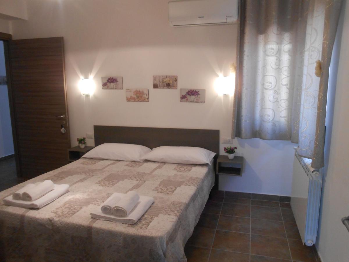 B&B Crotona - B&B DI GABRIELE FILOMENA - Bed and Breakfast Crotona