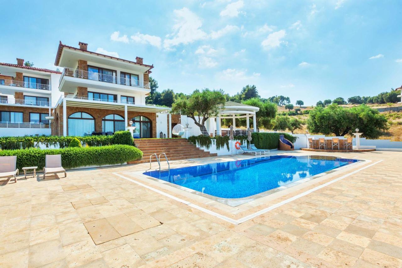 Villa D'Oro - Luxury Villas & Suites - Bed and Breakfast Palioúri