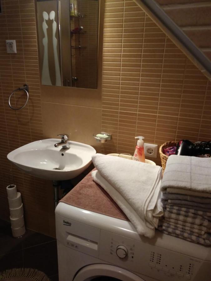 Holiday Home Dzeni - B&B Zenica