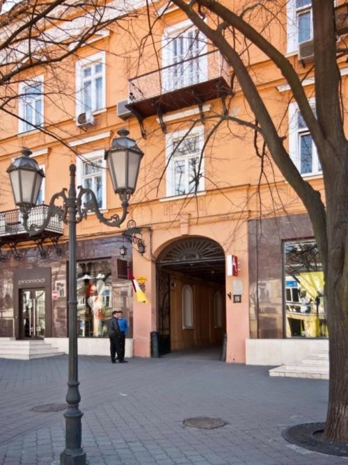 GoodRest on Deribasovskaya - Ferienwohnung Odessa