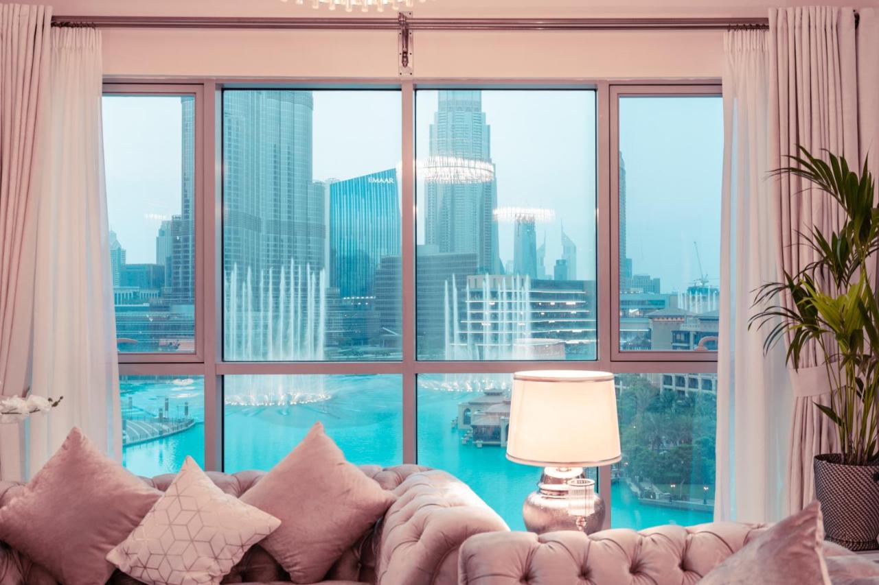 Elite Royal Apartment - Full Burj Khalifa & Fountain View - 2 bedrooms and 1 open bedroom without partition - B&B Dubai