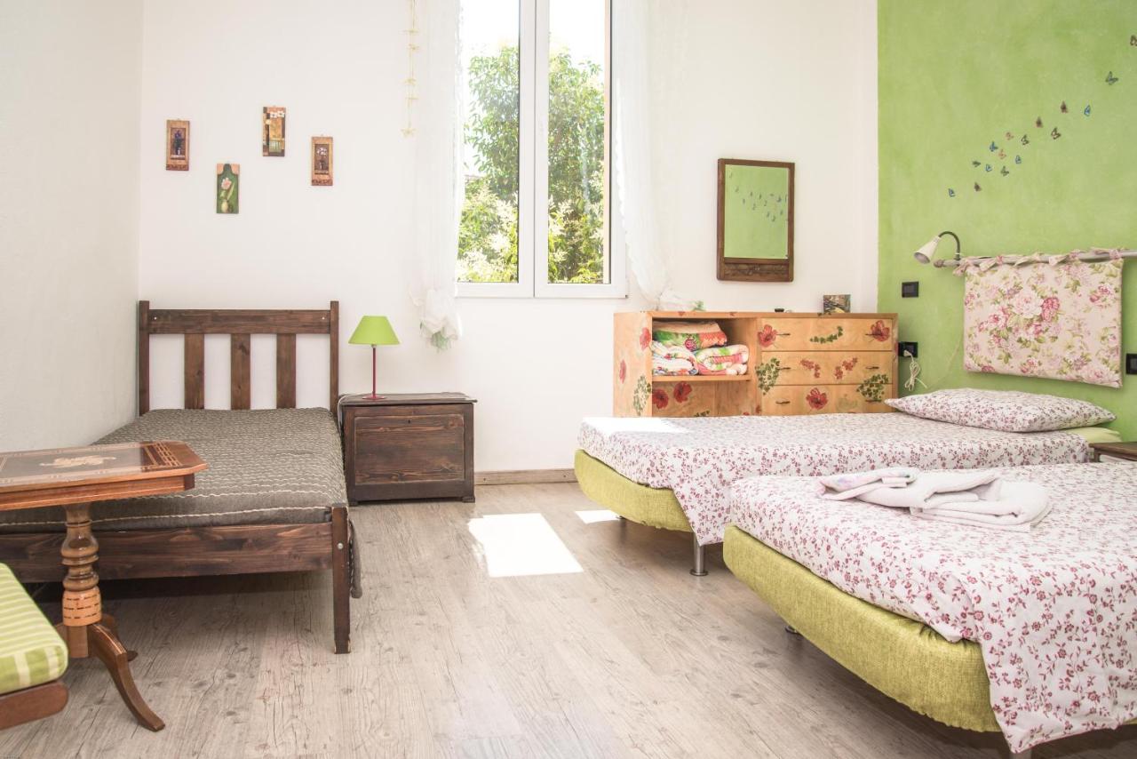 Camera Matrimoniale/Doppia con Letti Singoli con Bagno Privato