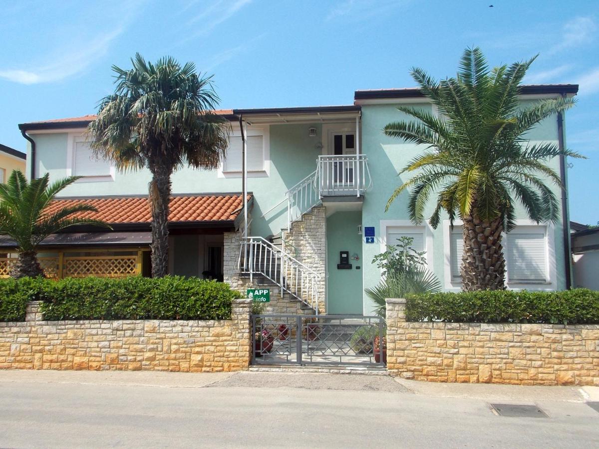 Apartments Azalea, Umag - Ferienwohnung