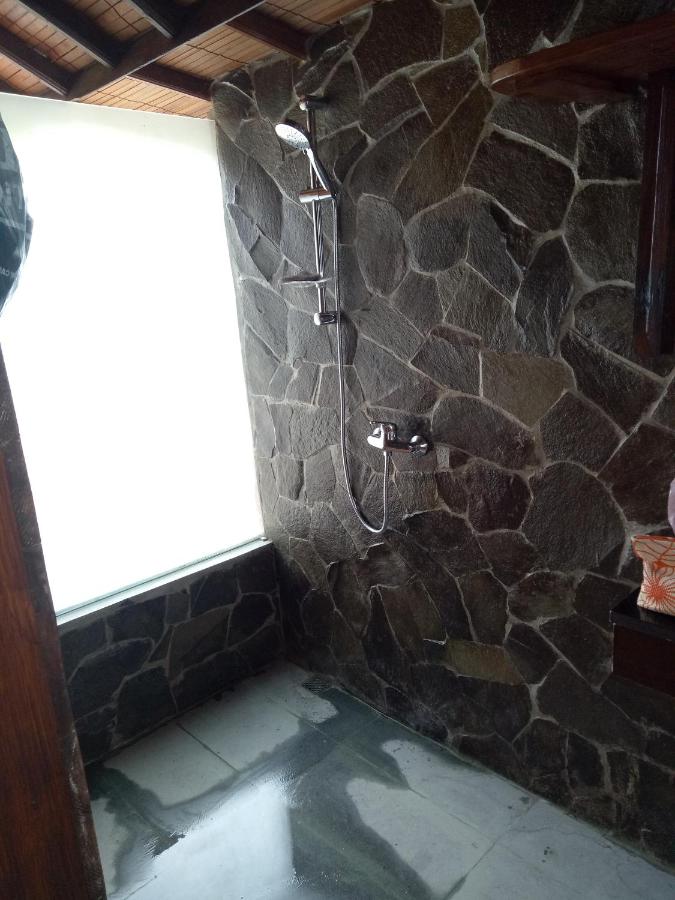 One-Bedroom Bungalow