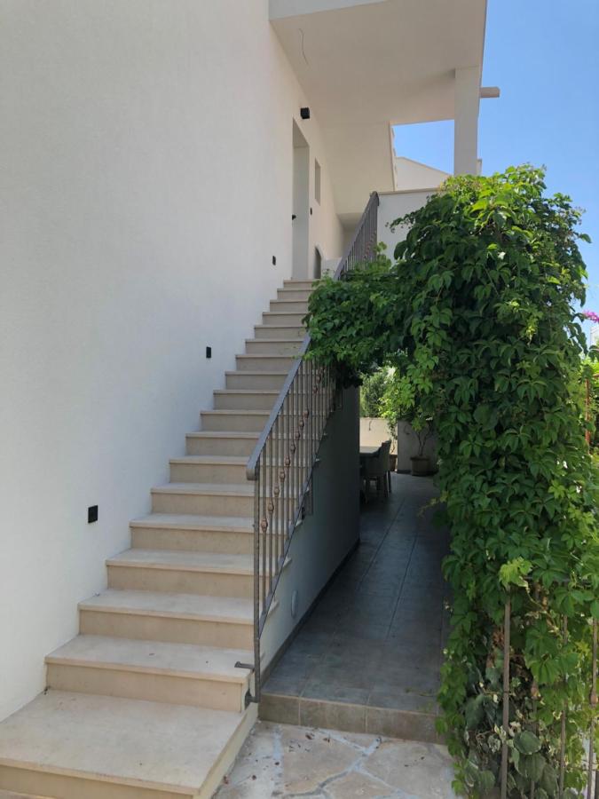 Comfort Two-Bedroom Apartment with Balcony