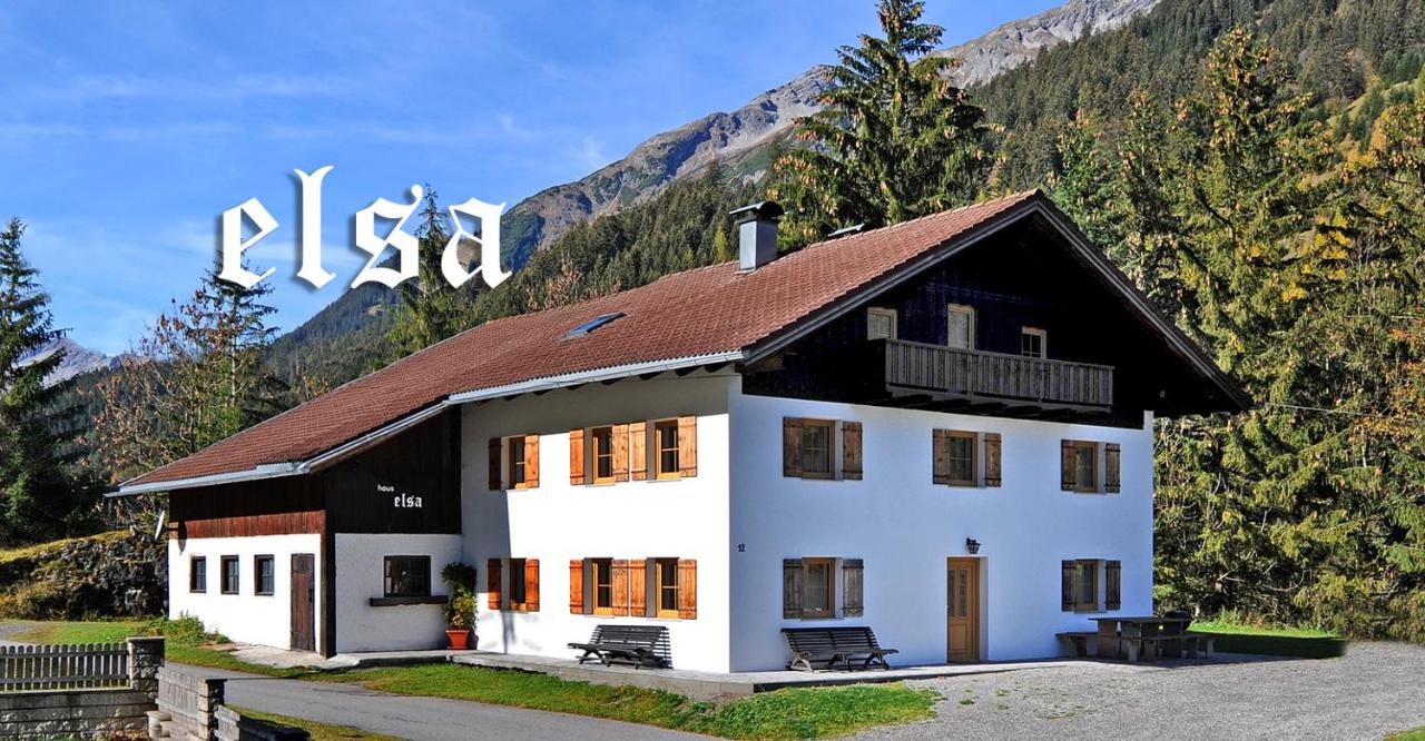 B&B Holzgau - Haus Elsa - Bed and Breakfast Holzgau